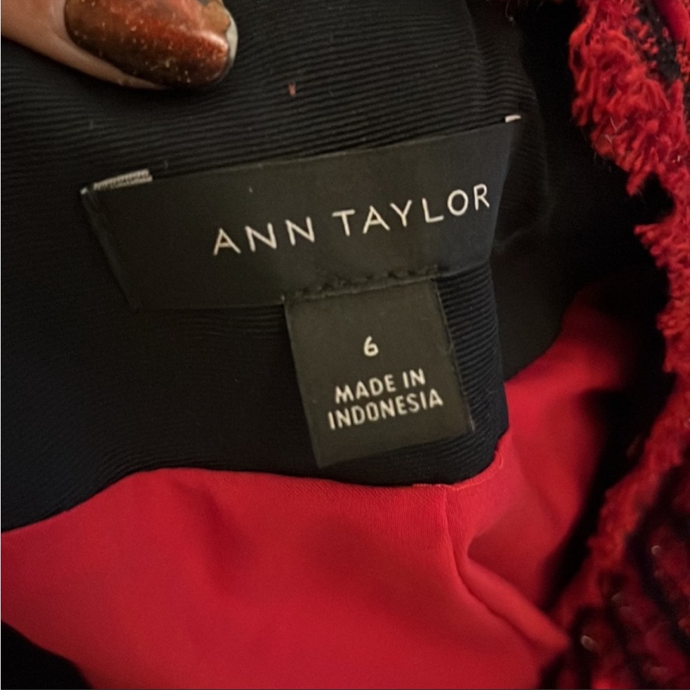 Ann Taylor boucle suit jacket - Picture 5 of 6